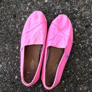 Pink Toms